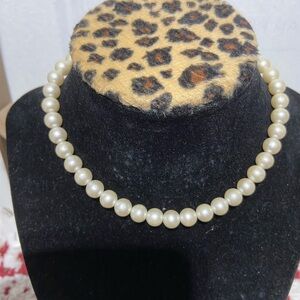 Vintage Japan Faux Pearl Necklace.